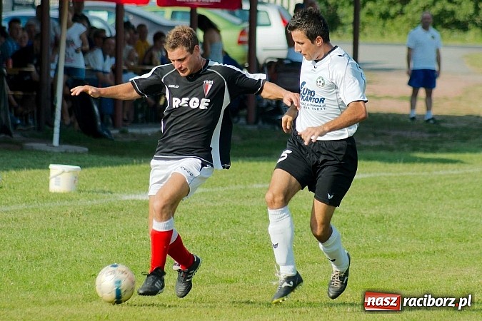 Zdjęcie w galerii na portalu naszraciborz.pl: LKS 05 Tworków z Pucharem Wójta wiadomości z regionu