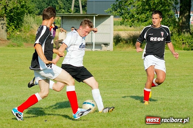 Zdjęcie w galerii na portalu naszraciborz.pl: LKS 05 Tworków z Pucharem Wójta wiadomości z regionu