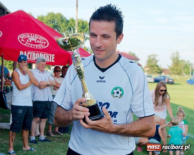 Zdjęcie w galerii na portalu naszraciborz.pl: LKS 05 Tworków z Pucharem Wójta wiadomości z regionu