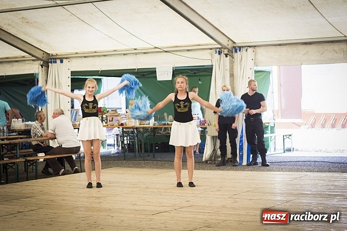 Zdjęcie w galerii na portalu naszraciborz.pl: Występy młodzieży, biesiada i odznaczenia dla strażak&oacute;w, czyli Dni Krzanowic już za nami wiadomości z regionu