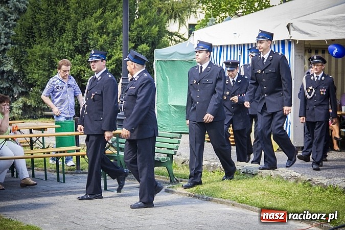Zdjęcie w galerii na portalu naszraciborz.pl: Występy młodzieży, biesiada i odznaczenia dla strażak&oacute;w, czyli Dni Krzanowic już za nami wiadomości z regionu