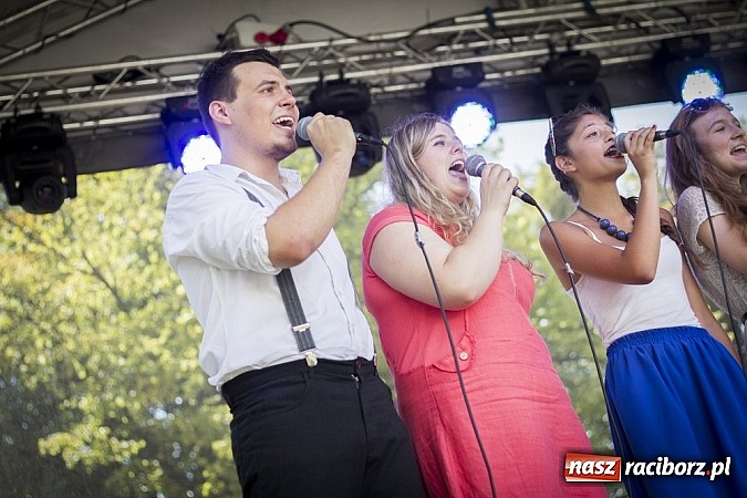 Zdjęcie w galerii na portalu naszraciborz.pl: Występy młodzieży, biesiada i odznaczenia dla strażak&oacute;w, czyli Dni Krzanowic już za nami wiadomości z regionu