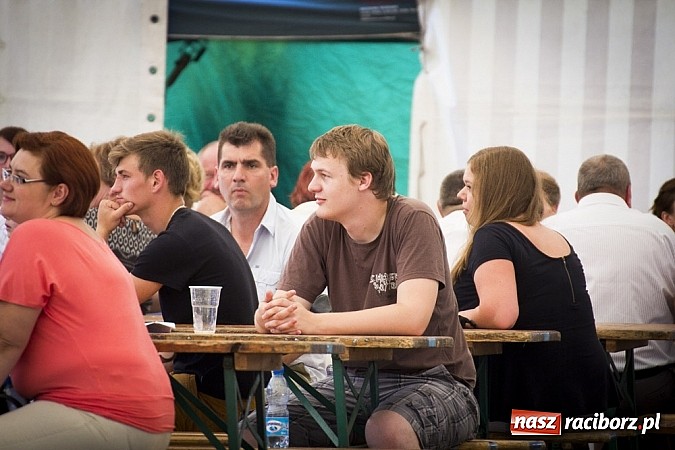 Zdjęcie w galerii na portalu naszraciborz.pl: Występy młodzieży, biesiada i odznaczenia dla strażak&oacute;w, czyli Dni Krzanowic już za nami wiadomości z regionu