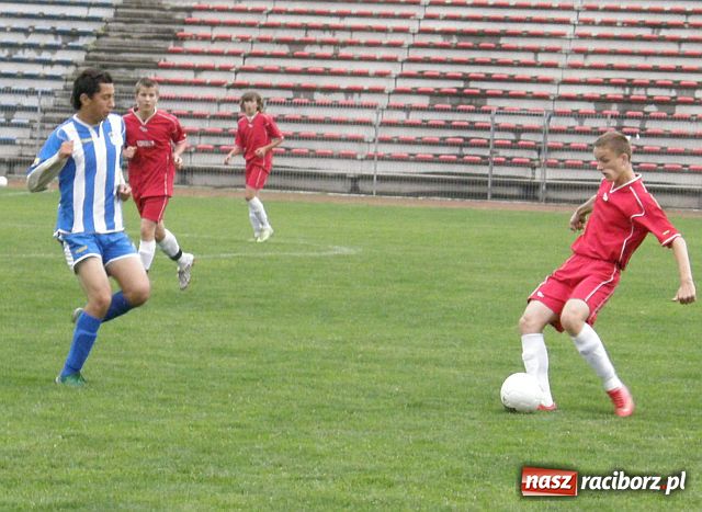 Zdjęcie w galerii na portalu naszraciborz.pl: W turnieju trampkarzy U-16 najlepsza KP Unia - OSiR Racibórz wiadomości z regionu
