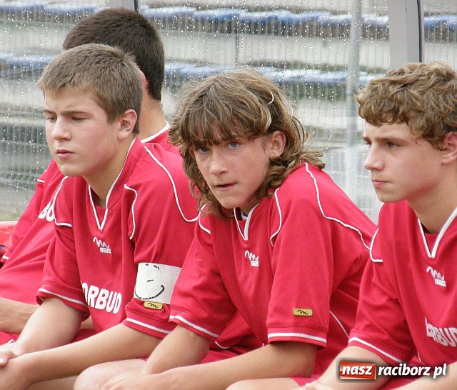 Zdjęcie w galerii na portalu naszraciborz.pl: W turnieju trampkarzy U-16 najlepsza KP Unia - OSiR Racibórz wiadomości z regionu