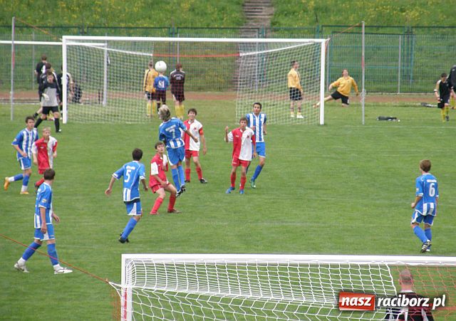 Zdjęcie w galerii na portalu naszraciborz.pl: W turnieju trampkarzy U-16 najlepsza KP Unia - OSiR Racibórz wiadomości z regionu