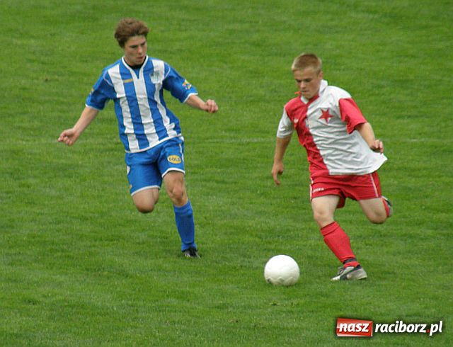 Zdjęcie w galerii na portalu naszraciborz.pl: W turnieju trampkarzy U-16 najlepsza KP Unia - OSiR Racibórz wiadomości z regionu