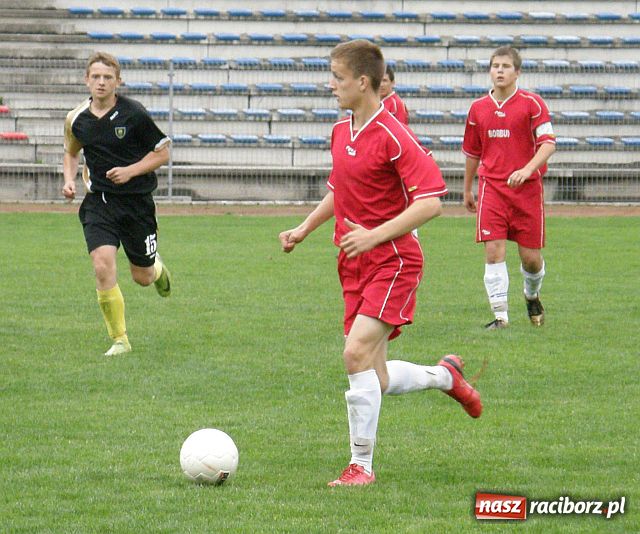Zdjęcie w galerii na portalu naszraciborz.pl: W turnieju trampkarzy U-16 najlepsza KP Unia - OSiR Racibórz wiadomości z regionu