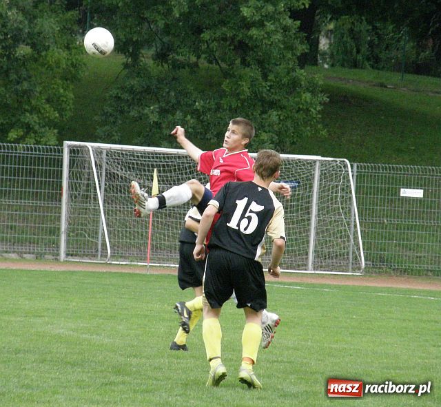 Zdjęcie w galerii na portalu naszraciborz.pl: W turnieju trampkarzy U-16 najlepsza KP Unia - OSiR Racibórz wiadomości z regionu