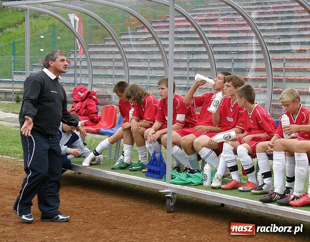 Zdjęcie w galerii na portalu naszraciborz.pl: W turnieju trampkarzy U-16 najlepsza KP Unia - OSiR Racibórz wiadomości z regionu