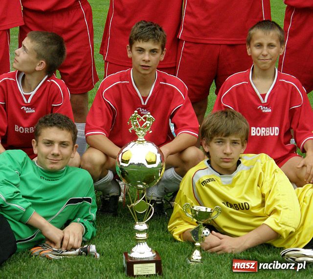Zdjęcie w galerii na portalu naszraciborz.pl: W turnieju trampkarzy U-16 najlepsza KP Unia - OSiR Racibórz wiadomości z regionu