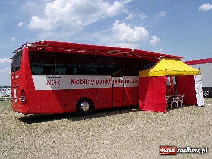 Zdjęcie w galerii na portalu naszraciborz.pl: Tłumy na zlocie Master Truck 2014 wiadomości z regionu