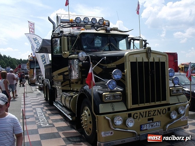 Zdjęcie w galerii na portalu naszraciborz.pl: Tłumy na zlocie Master Truck 2014 wiadomości z regionu