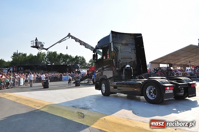 Zdjęcie w galerii na portalu naszraciborz.pl: Tłumy na zlocie Master Truck 2014 wiadomości z regionu