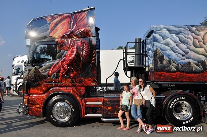 Zdjęcie w galerii na portalu naszraciborz.pl: Tłumy na zlocie Master Truck 2014 wiadomości z regionu