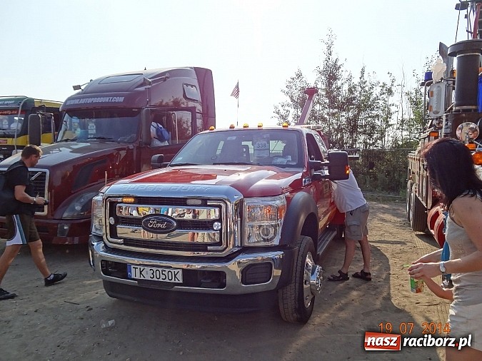 Zdjęcie w galerii na portalu naszraciborz.pl: Tłumy na zlocie Master Truck 2014 wiadomości z regionu