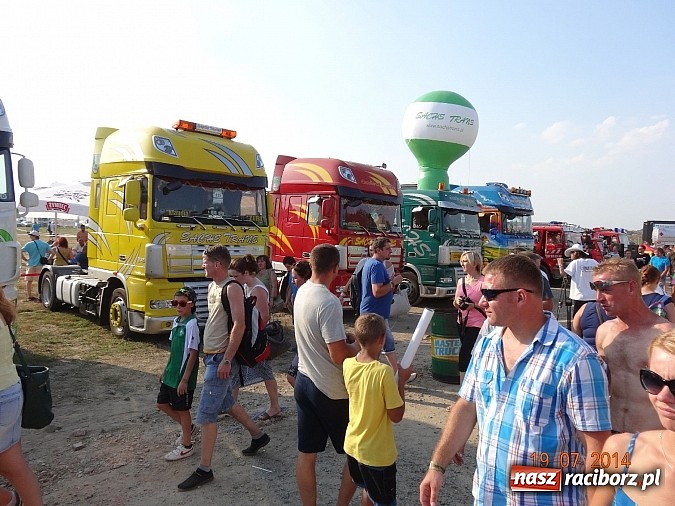 Zdjęcie w galerii na portalu naszraciborz.pl: Tłumy na zlocie Master Truck 2014 wiadomości z regionu