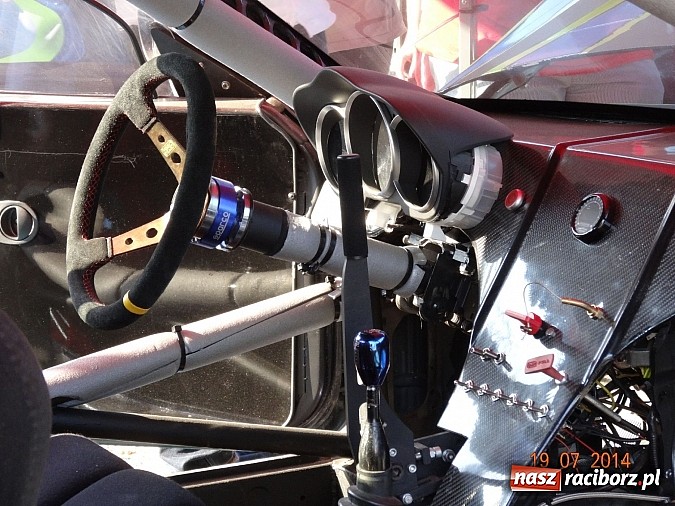 Zdjęcie w galerii na portalu naszraciborz.pl: Tłumy na zlocie Master Truck 2014 wiadomości z regionu