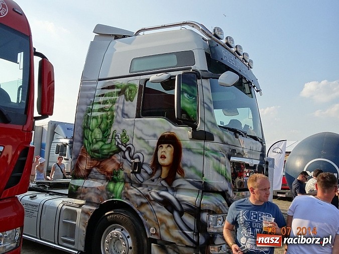 Zdjęcie w galerii na portalu naszraciborz.pl: Tłumy na zlocie Master Truck 2014 wiadomości z regionu