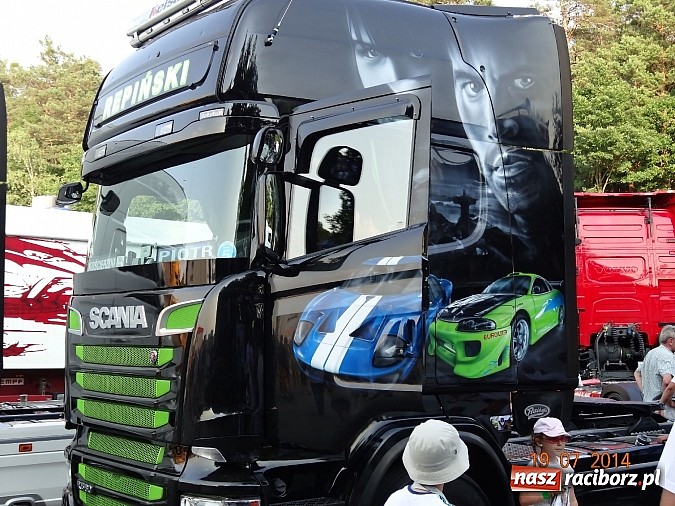 Zdjęcie w galerii na portalu naszraciborz.pl: Tłumy na zlocie Master Truck 2014 wiadomości z regionu