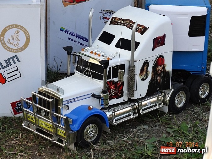 Zdjęcie w galerii na portalu naszraciborz.pl: Tłumy na zlocie Master Truck 2014 wiadomości z regionu