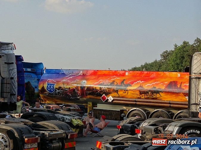 Zdjęcie w galerii na portalu naszraciborz.pl: Tłumy na zlocie Master Truck 2014 wiadomości z regionu
