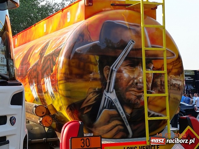 Zdjęcie w galerii na portalu naszraciborz.pl: Tłumy na zlocie Master Truck 2014 wiadomości z regionu