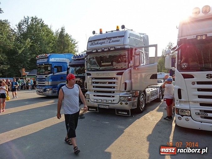 Zdjęcie w galerii na portalu naszraciborz.pl: Tłumy na zlocie Master Truck 2014 wiadomości z regionu