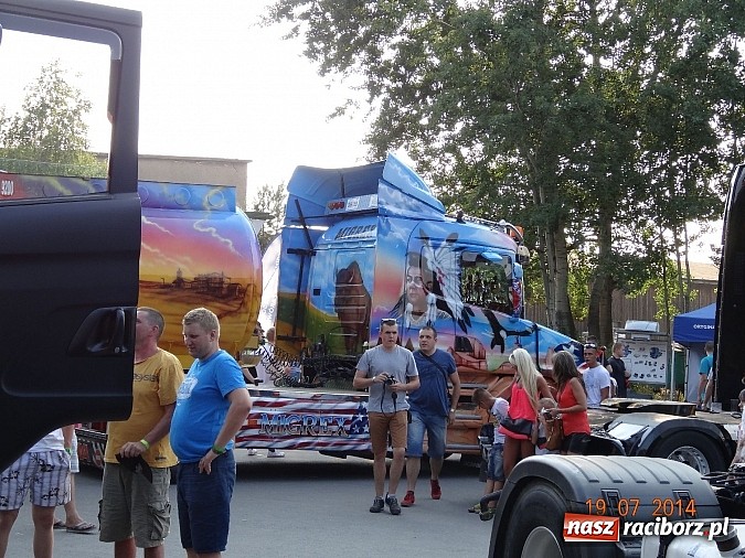 Zdjęcie w galerii na portalu naszraciborz.pl: Tłumy na zlocie Master Truck 2014 wiadomości z regionu