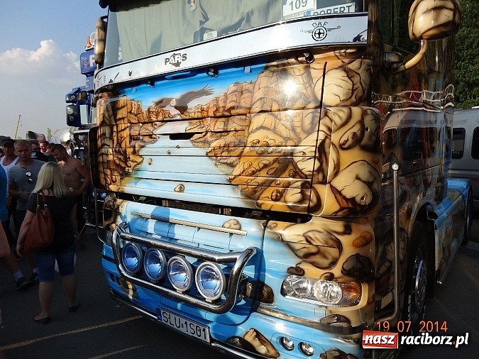 Zdjęcie w galerii na portalu naszraciborz.pl: Tłumy na zlocie Master Truck 2014 wiadomości z regionu