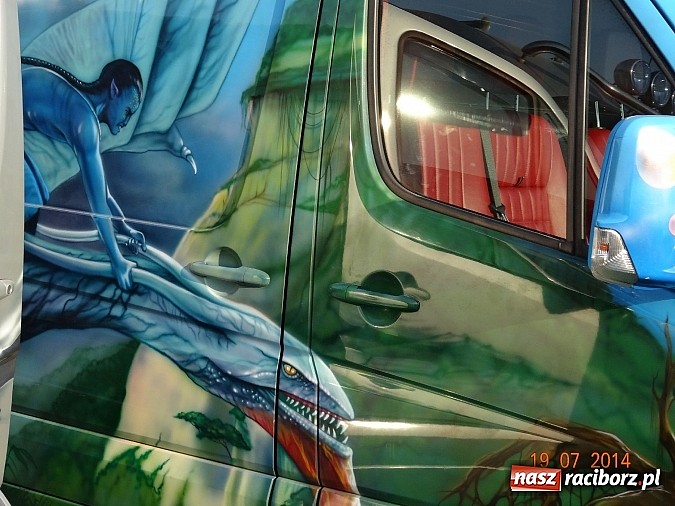 Zdjęcie w galerii na portalu naszraciborz.pl: Tłumy na zlocie Master Truck 2014 wiadomości z regionu