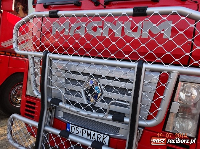 Zdjęcie w galerii na portalu naszraciborz.pl: Tłumy na zlocie Master Truck 2014 wiadomości z regionu