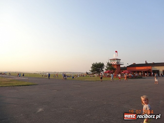 Zdjęcie w galerii na portalu naszraciborz.pl: Tłumy na zlocie Master Truck 2014 wiadomości z regionu