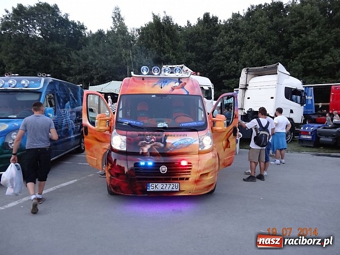 Zdjęcie w galerii na portalu naszraciborz.pl: Tłumy na zlocie Master Truck 2014 wiadomości z regionu
