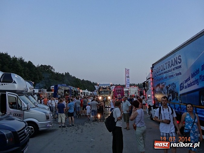 Zdjęcie w galerii na portalu naszraciborz.pl: Tłumy na zlocie Master Truck 2014 wiadomości z regionu
