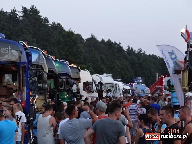 Zdjęcie w galerii na portalu naszraciborz.pl: Tłumy na zlocie Master Truck 2014 wiadomości z regionu