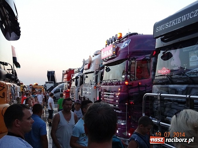 Zdjęcie w galerii na portalu naszraciborz.pl: Tłumy na zlocie Master Truck 2014 wiadomości z regionu
