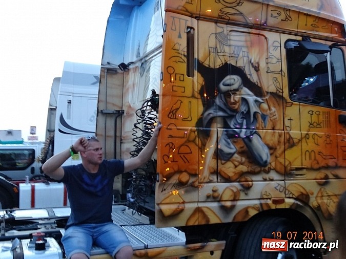 Zdjęcie w galerii na portalu naszraciborz.pl: Tłumy na zlocie Master Truck 2014 wiadomości z regionu