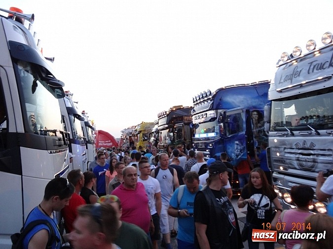 Zdjęcie w galerii na portalu naszraciborz.pl: Tłumy na zlocie Master Truck 2014 wiadomości z regionu