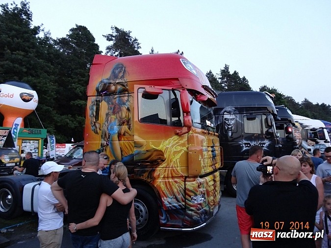 Zdjęcie w galerii na portalu naszraciborz.pl: Tłumy na zlocie Master Truck 2014 wiadomości z regionu