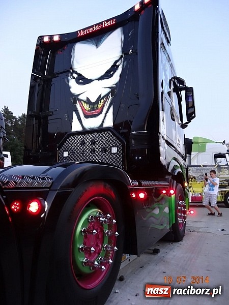 Zdjęcie w galerii na portalu naszraciborz.pl: Tłumy na zlocie Master Truck 2014 wiadomości z regionu