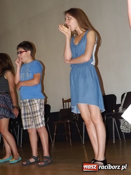 Zdjęcie w galerii na portalu naszraciborz.pl: Śmiech to poważna sprawa. Warsztaty teatralne w Raciborskim Centrum Kultury wiadomości z regionu