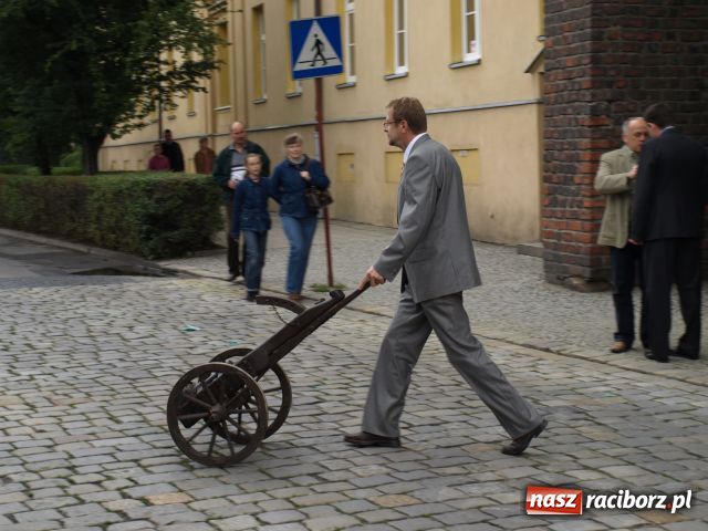 Zdjęcie w galerii na portalu naszraciborz.pl: WIWAT nowy król kurkowy! wiadomości z regionu