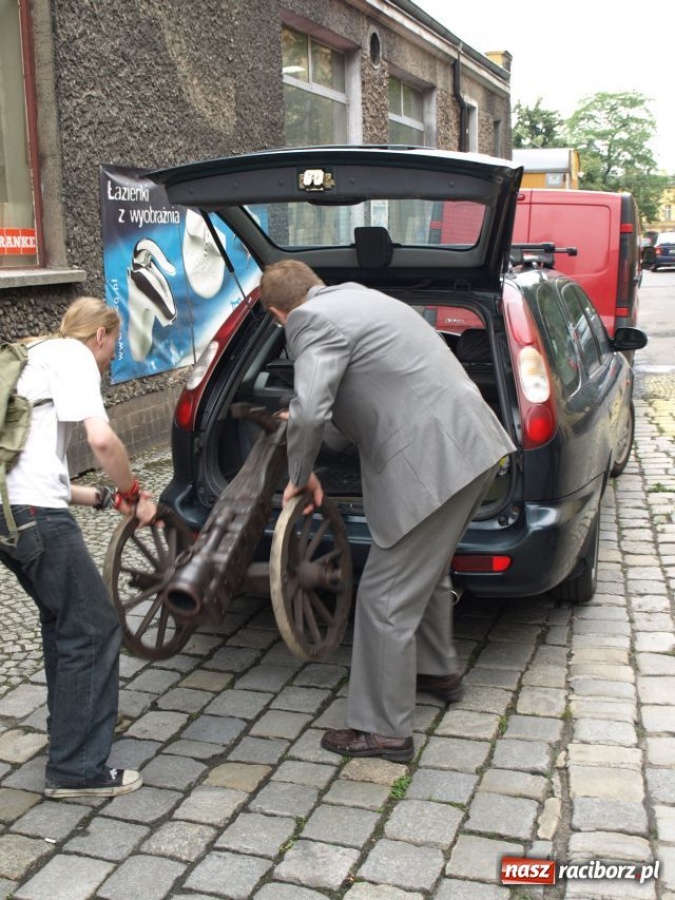 Zdjęcie w galerii na portalu naszraciborz.pl: WIWAT nowy król kurkowy! wiadomości z regionu