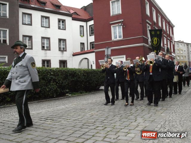 Zdjęcie w galerii na portalu naszraciborz.pl: WIWAT nowy król kurkowy! wiadomości z regionu