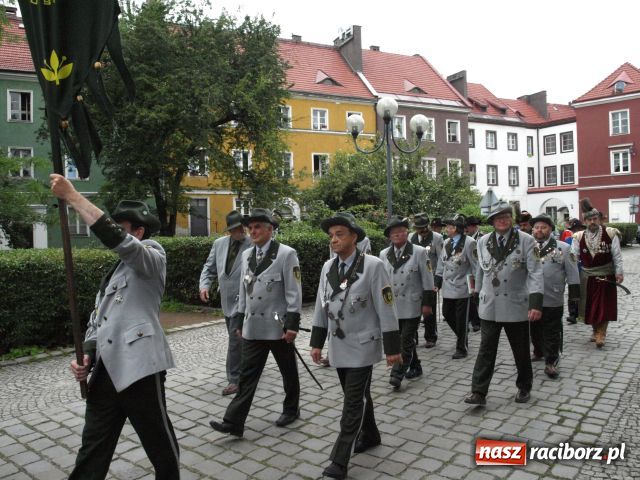 Zdjęcie w galerii na portalu naszraciborz.pl: WIWAT nowy król kurkowy! wiadomości z regionu