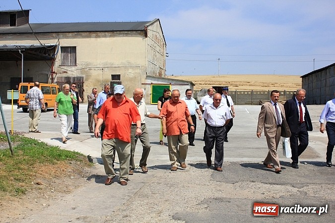 Zdjęcie w galerii na portalu naszraciborz.pl: W Agromaxie będą suszyć zboże wykorzystując gaz. Nowa inwestycja oddana do użytku wiadomości z regionu