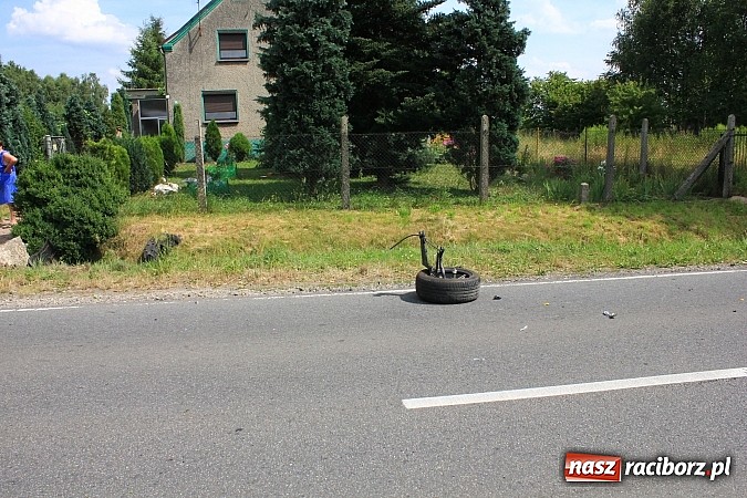 Zdjęcie w galerii na portalu naszraciborz.pl: Wypadek na Gliwickiej. Jedna osoba w szpitalu! wiadomości z regionu