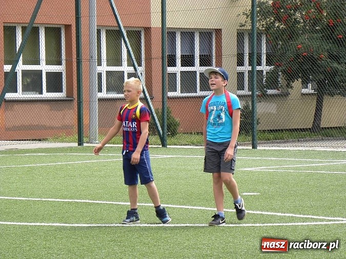 Zdjęcie w galerii na portalu naszraciborz.pl: Viva Cuba Libre!, czyli lato z biblioteką wiadomości z regionu