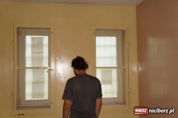 Zdjęcie w galerii na portalu naszraciborz.pl: Zatrzymano trzech sprawc&oacute;w kradzieży wiadomości z regionu